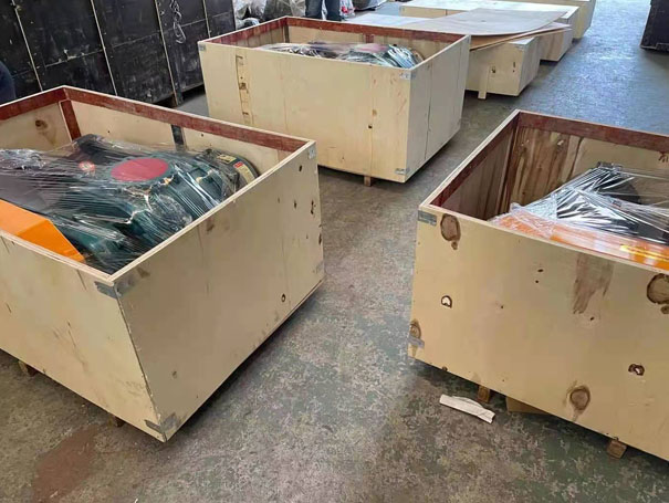 開工啦！發往佛山XQSSR150羅茨鼓黑白丝国产水蜜桃 30KW4台(圖1)